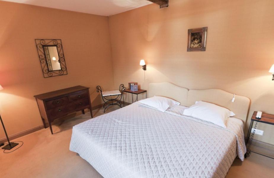 Hôtel La Ferme Des Vallees à Les Essarts-le-Roi Chambre photo
