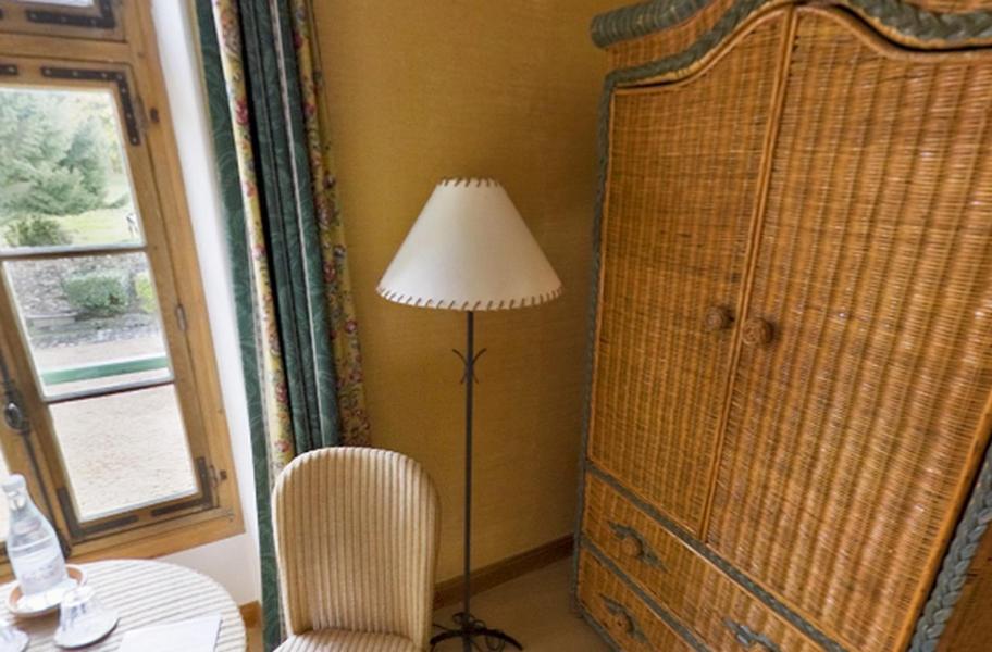 Hôtel La Ferme Des Vallees à Les Essarts-le-Roi Extérieur photo